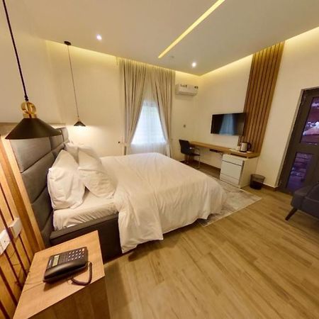 Centurion Aparthotel Абуджа Екстериор снимка