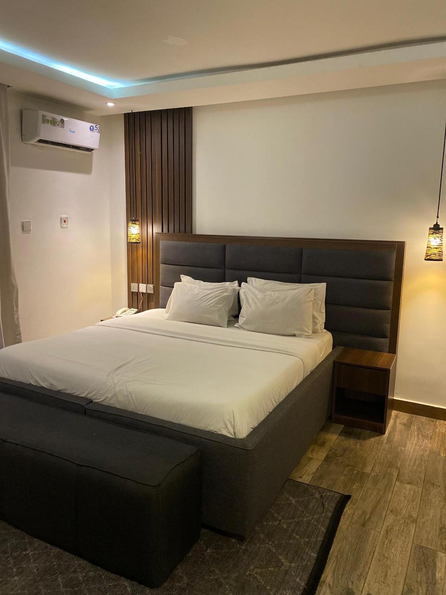 Centurion Aparthotel Абуджа Екстериор снимка
